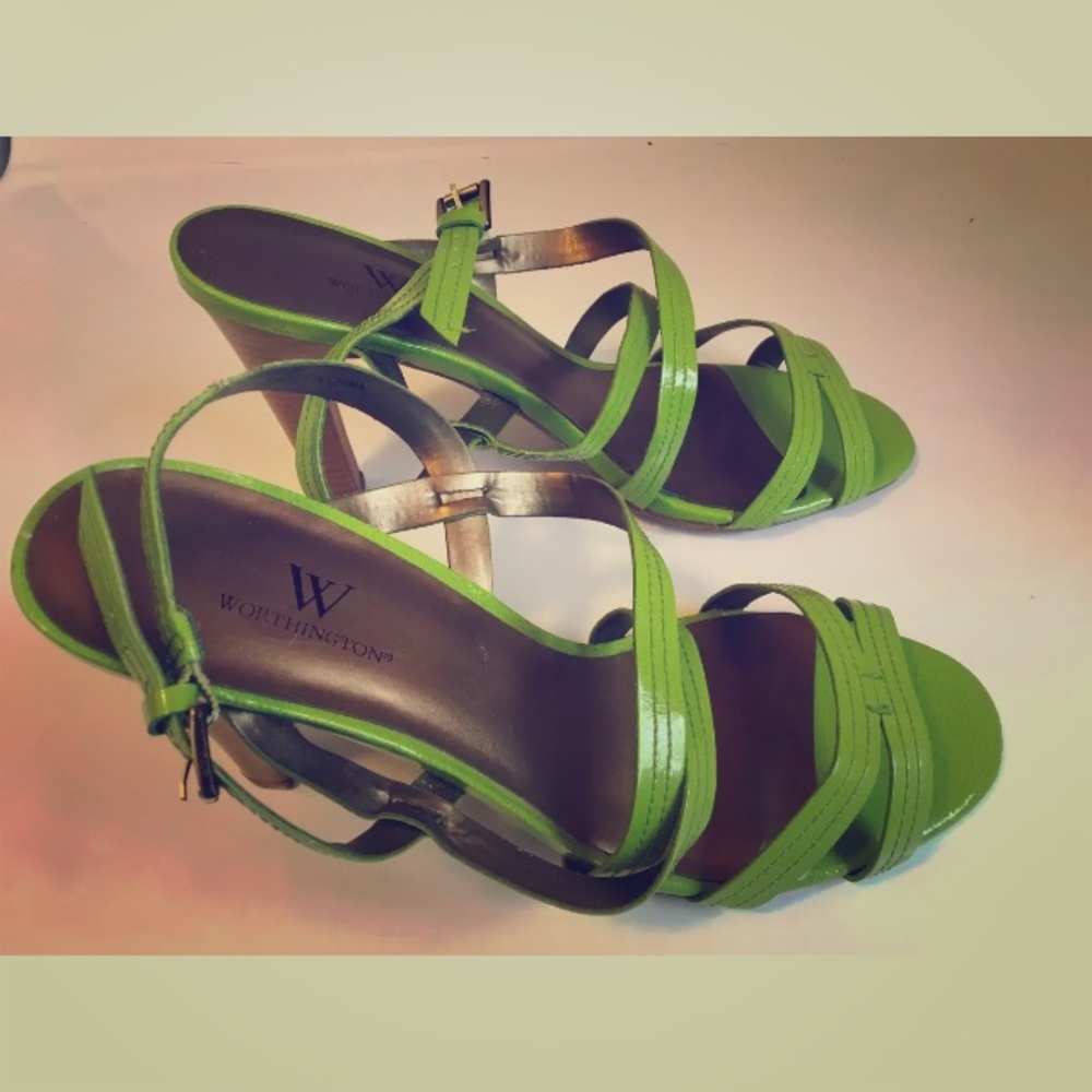 High heel 4 and 1/2 inch shoes
